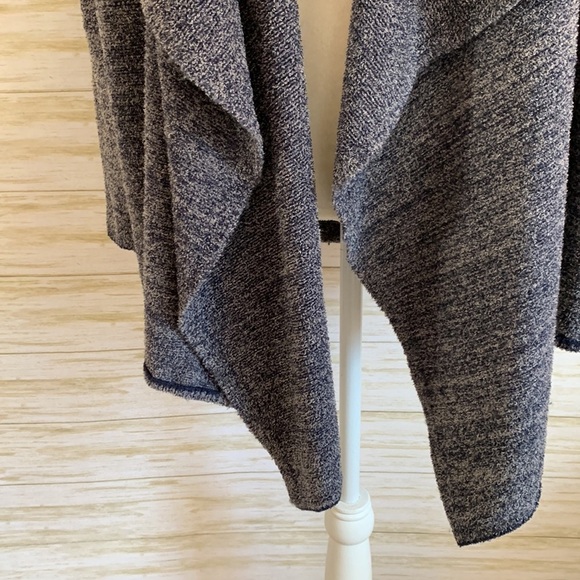 Barefoot Dreams Bamboo Chic Light Cardigan - Picture 4 of 9